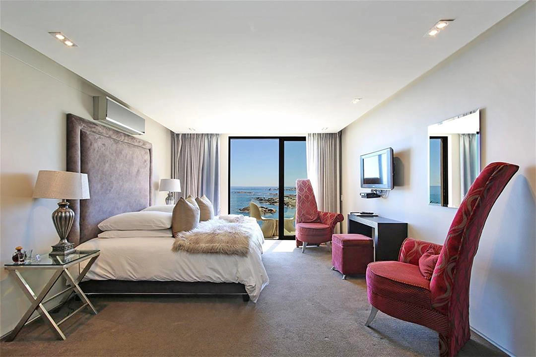 Triton Bed